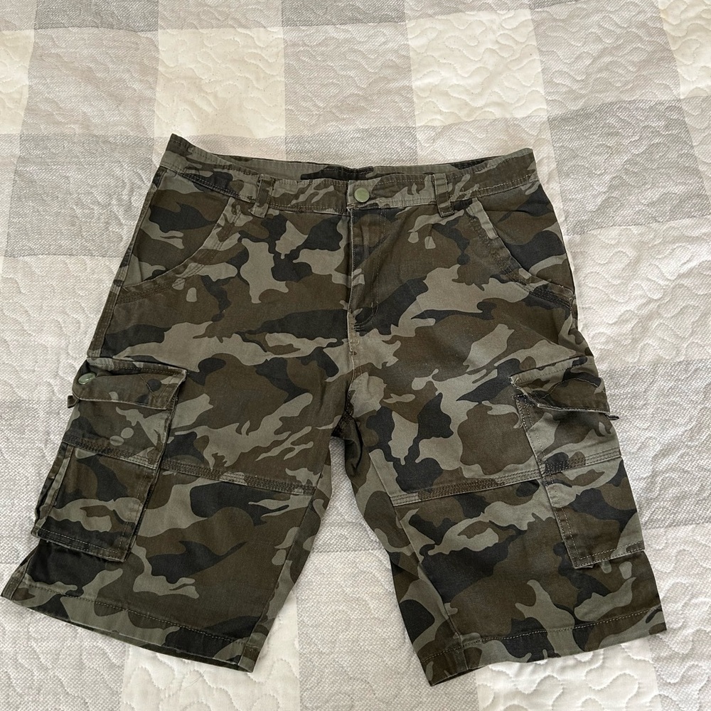 Men's Camouflage Cargo Shorts